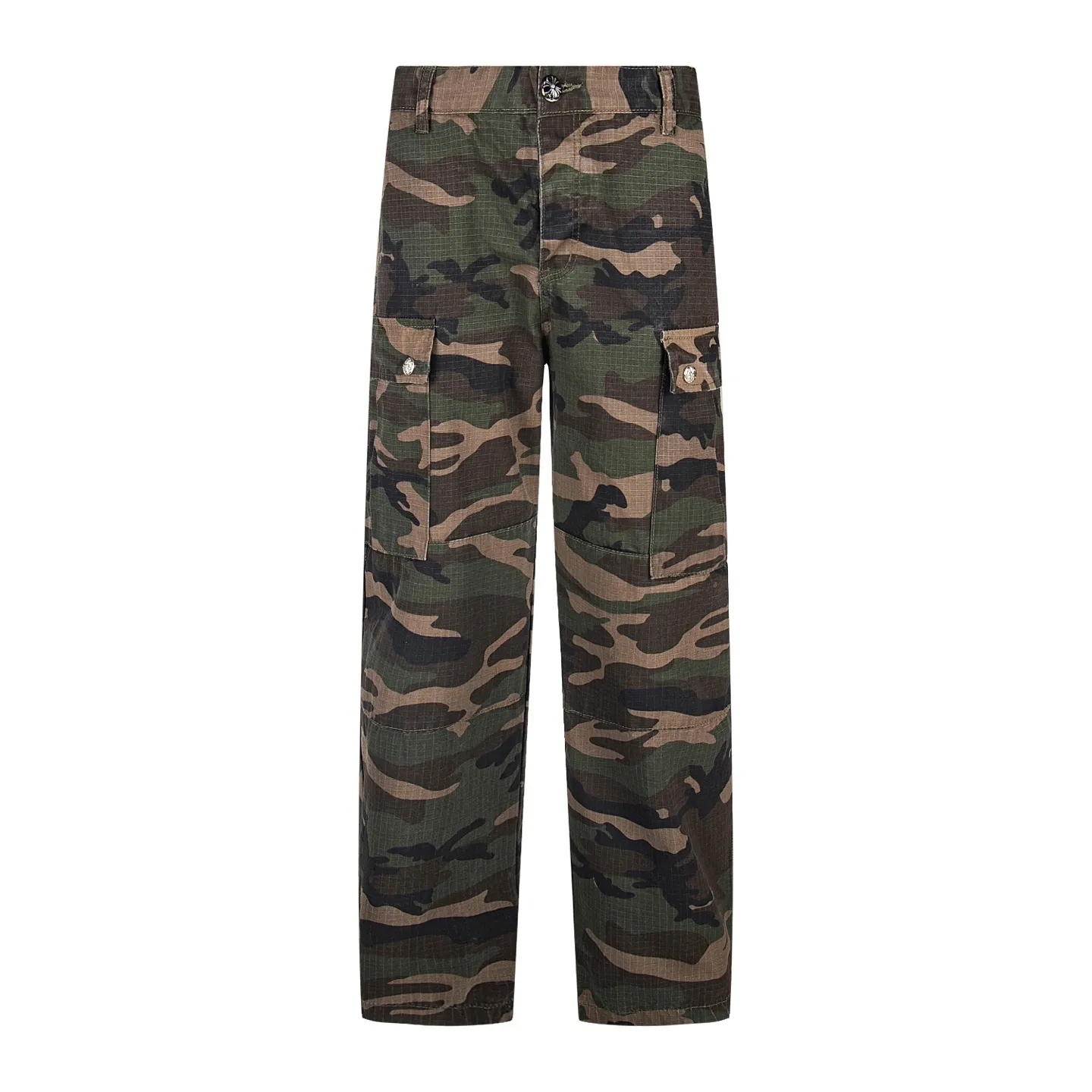 P260 (all popular models are back) Chrome hearts CH Chrome hearts new silver camouflage three-dimensional pocket overalls Chrome hearts is a top brand in the fashion world, and this pair of pants is one of the best. It uses the classic Levi's jeans bottom panel, which has been carefully disassembled and spliced. The washed effect is natural, showing a unique retro charm. The pants are based on camouflage and are paired with cross patches, which have a great visual impact. These patches are exquisitely crafted and have a luxurious feel. The hardware accessories are ultra-exquisite. The placket buckle is made of silver, hand-polished and painted with distressing liquid. The main buckle has a three-dimensional cross flower shape. The six-pointed star screws and hand-cut leather washers on the back are full of details, which are both beautiful and durable. Style number: 1731# Color: Camouflage Size: 28 30 32 34 36